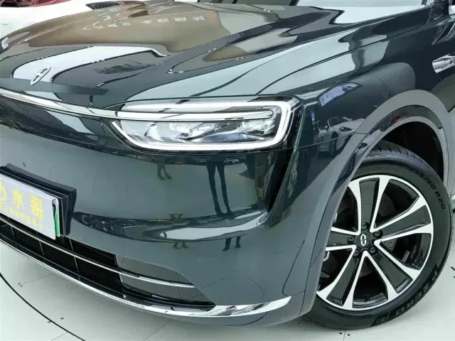 Aito M7 — Фото автомобиля 21