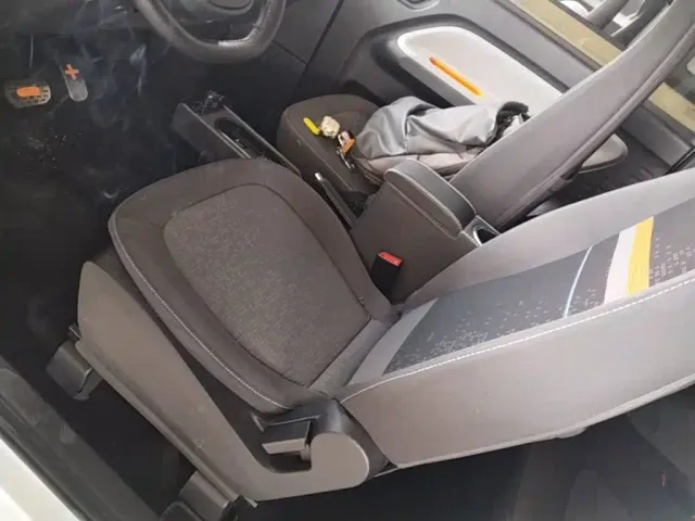 Wuling Hongguang Mini EV — Фото автомобиля 14