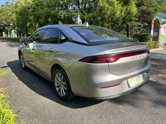 GAC Aion S — Фото автомобиля 9