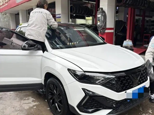 Jetta VS5 — Фото автомобиля 2