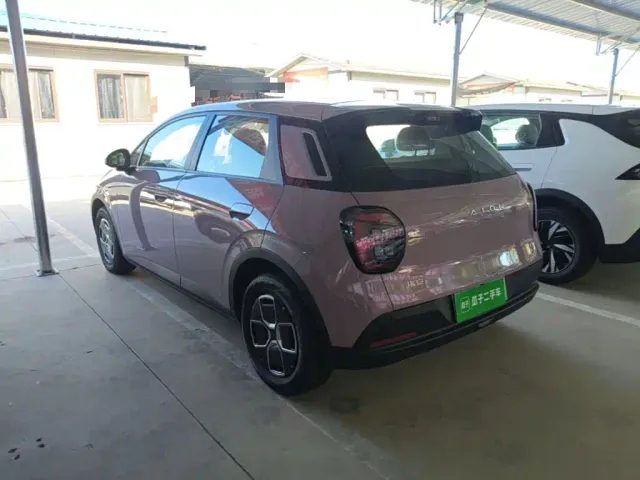 GAC Aion UT — Фото автомобиля 4