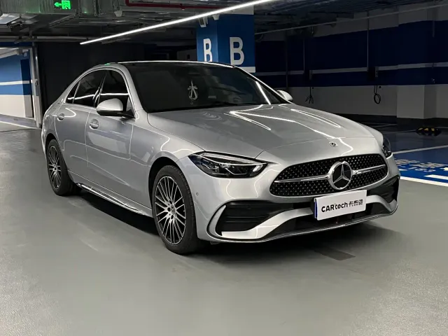 Mercedes-Benz C-Class — Фото автомобиля 4
