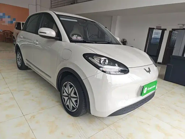 Wuling Bingo — Фото автомобиля 3