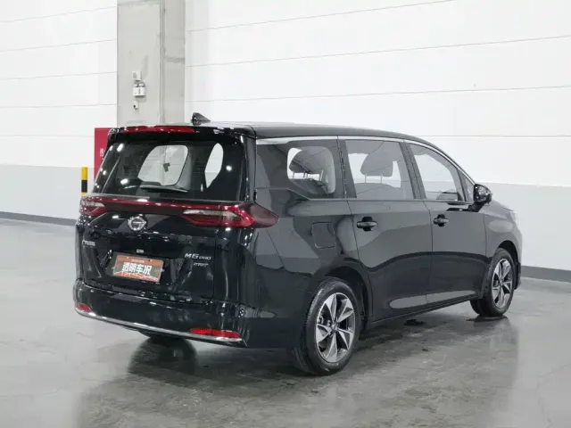 GAC Trumpchi M6 — Фото автомобиля 2