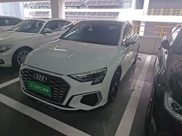 Фотография автомобиля — Audi A3