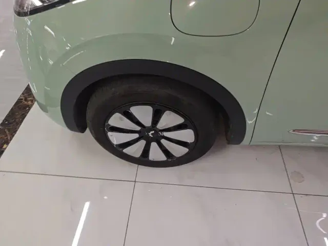 Wuling Bingo — Фото автомобиля 22