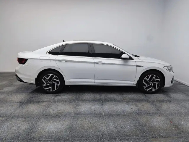 Volkswagen Sagitar — Фото автомобиля 5