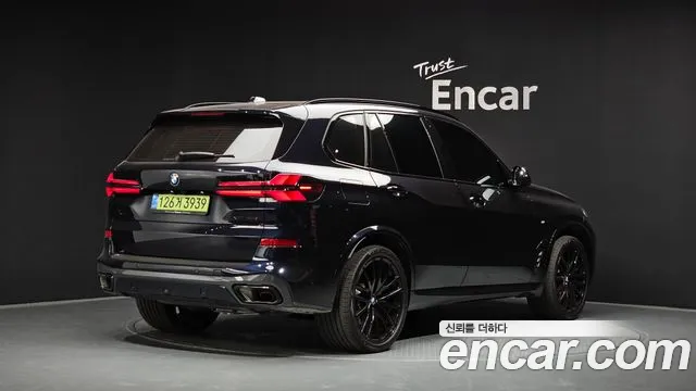 BMW X5 — Фото автомобиля 2