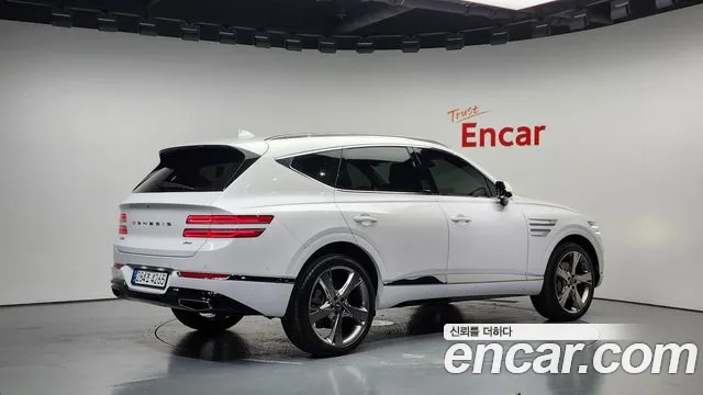 Genesis GV80 2.5T Бензин AWD — Фото автомобиля 2