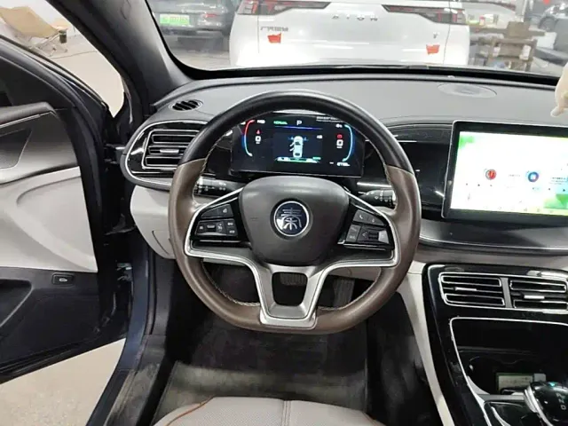 BYD Qin PLUS — Фото автомобиля 10