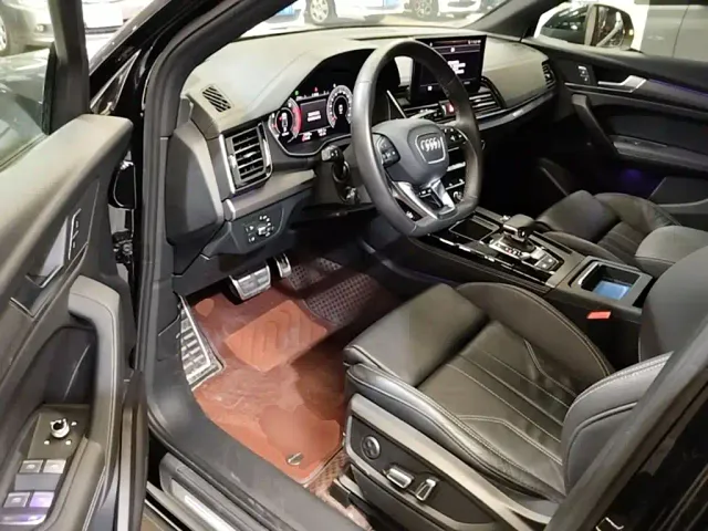 Audi Q5L — Фото автомобиля 15