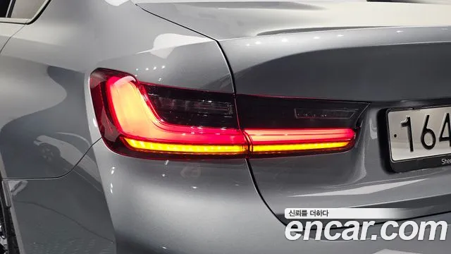BMW 3-Series 3 серия (G20) 320i M Sport — Фото автомобиля 21