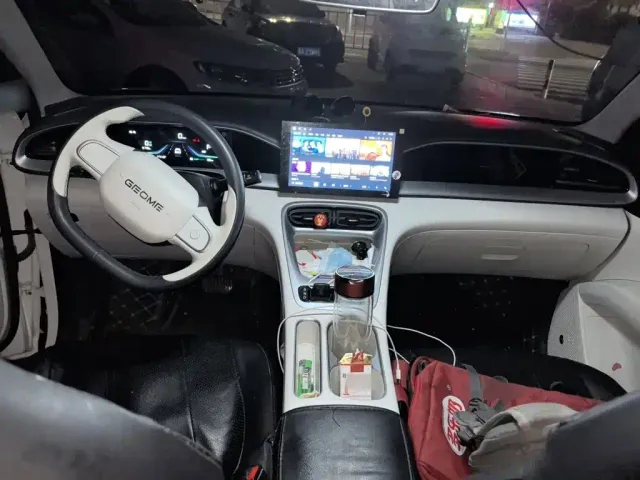 Geely Starry Wish — Фото автомобиля 5