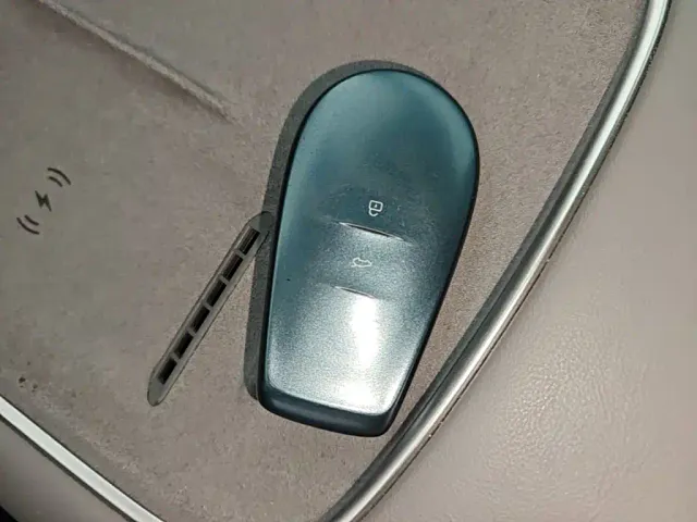 Nissan N7 — Фото автомобиля 8