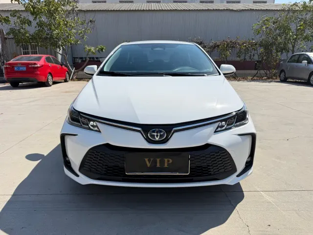 Toyota Corolla — Фото автомобиля 2