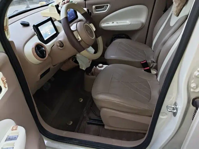Wuling Hongguang Mini EV — Фото автомобиля 16