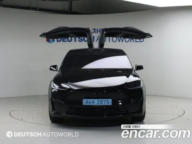 Фотография автомобиля — Tesla Model X