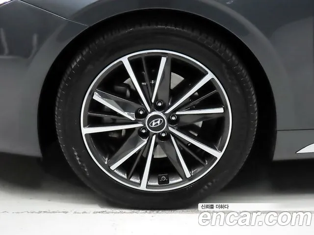 Hyundai Grandeur New — Фото автомобиля 20