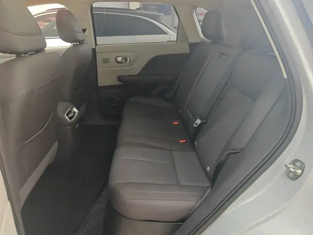 Leapmotor B10 — Фото автомобиля 16