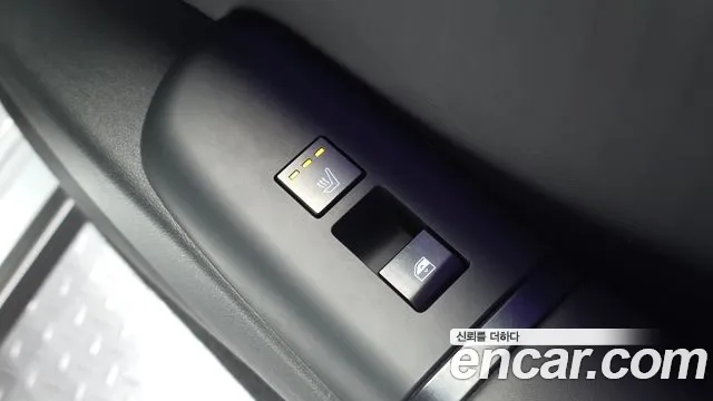 Hyundai Grandeur GN7 — Фото автомобиля 30