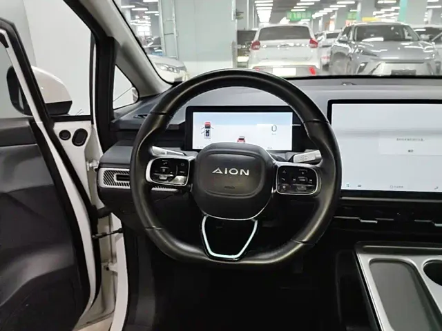 GAC Aion Y — Фото автомобиля 10