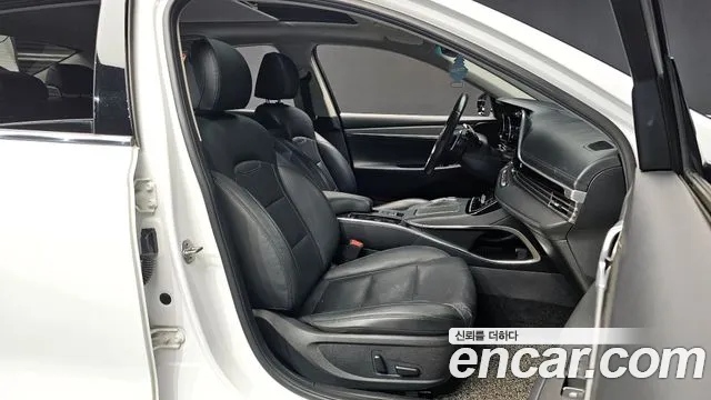 Hyundai Grandeur Новый Grandeur IG 3.0 LPi (Для проката) — Фото автомобиля 24