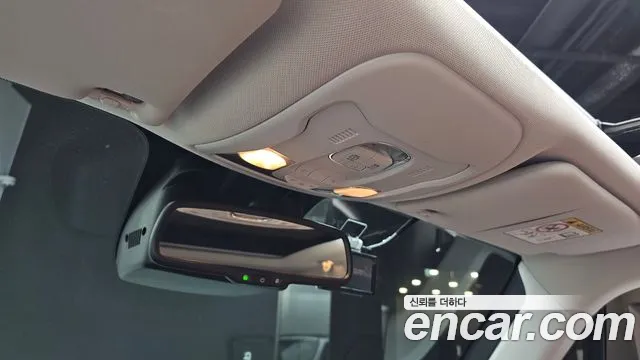 Jeep Renegade — Фото автомобиля 17