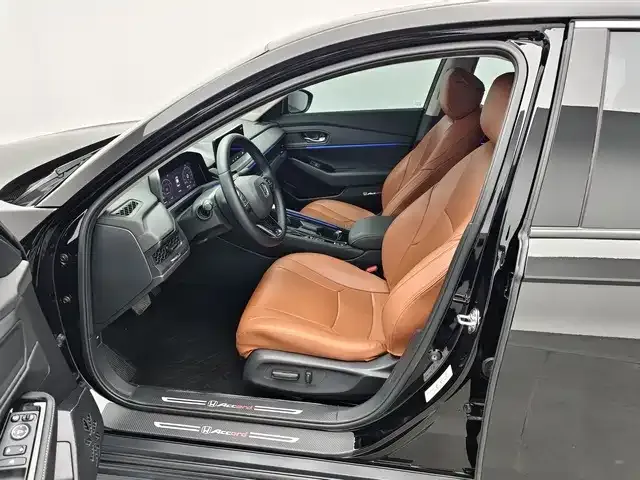 Honda Accord — Фото автомобиля 8