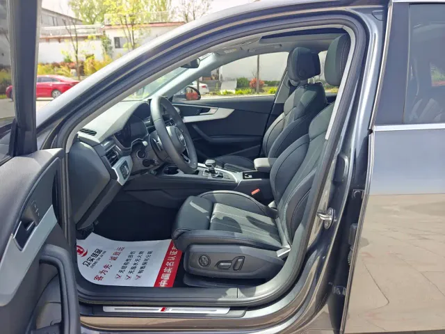 Audi A4L — Фото автомобиля 4