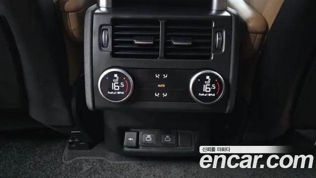Land Rover Discovery — Фото автомобиля 19