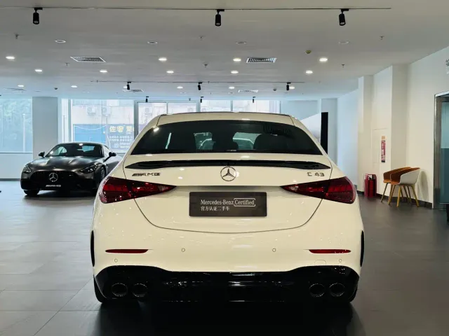 Mercedes-Benz C-Class AMG — Фото автомобиля 5