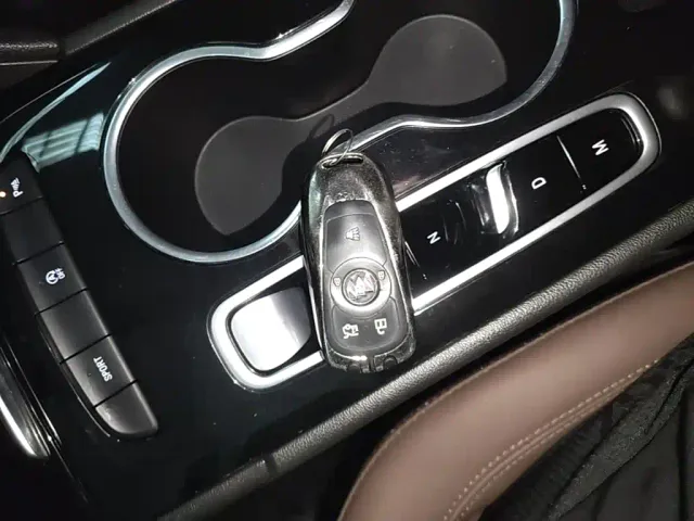Buick Regal — Фото автомобиля 8