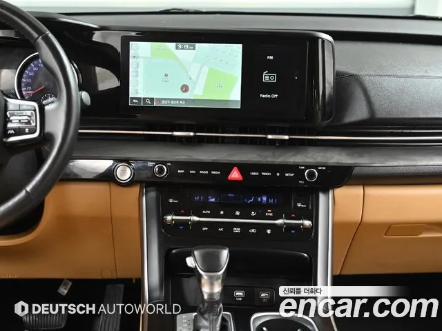Kia Carnival Generation 4 — Фото автомобиля 14