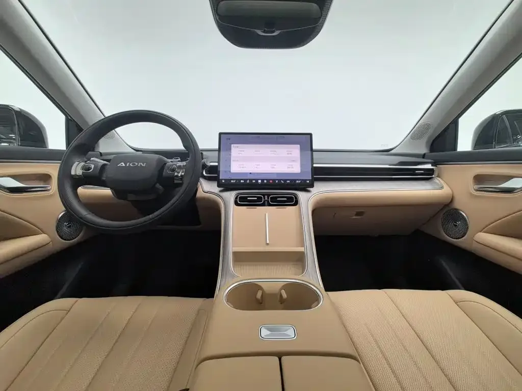 Aion AION i60 2026 Extended Range Base Model — Фото автомобиля 5