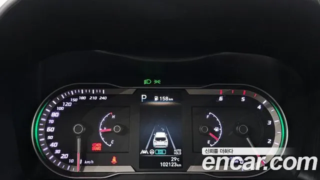 Hyundai Tucson Tucson (NX4) Дизель 2.0 2WD — Фото автомобиля 8