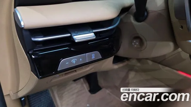 Genesis G80 Бензин 2.5 турбо AWD — Фото автомобиля 22