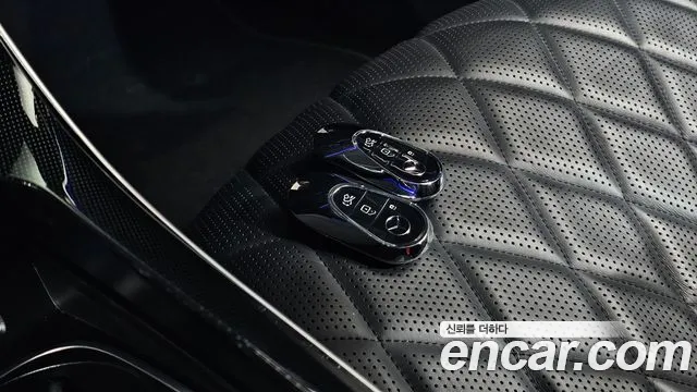 Mercedes-Benz S-Class — Фото автомобиля 4
