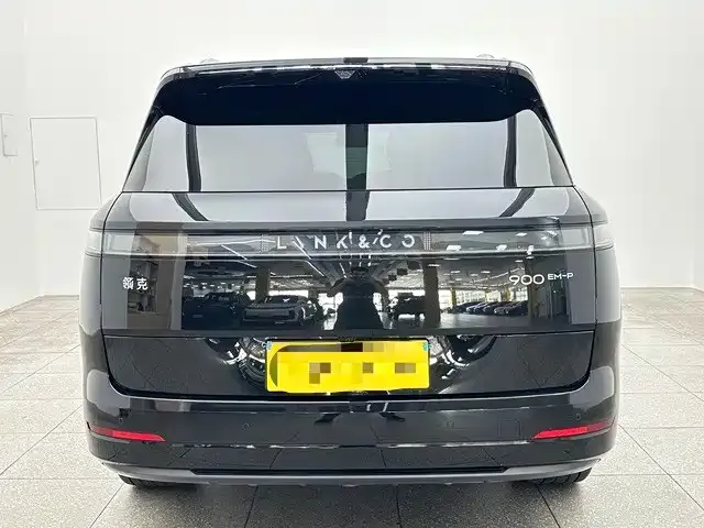 Lynk & Co 900 — Фото автомобиля 5