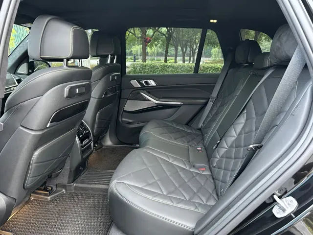BMW X5 — Фото автомобиля 13