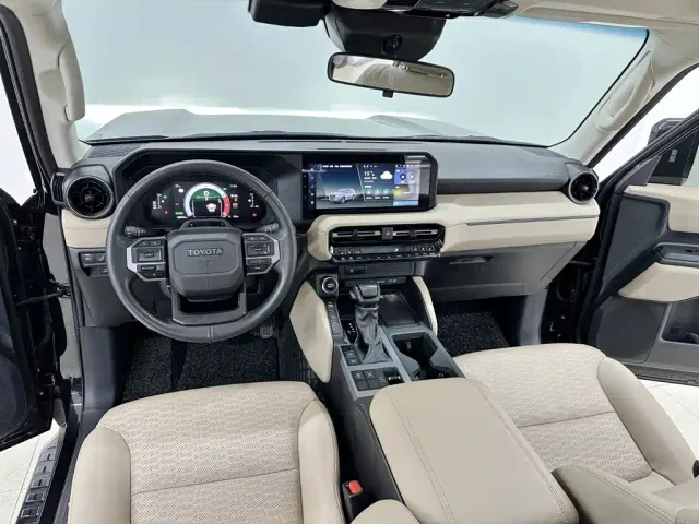 Toyota Prado — Фото автомобиля 13