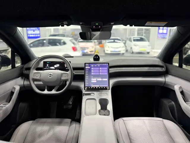Nio EC6 — Фото автомобиля 11