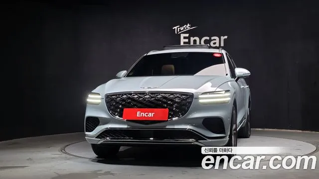 Genesis GV70 — Фото автомобиля 3