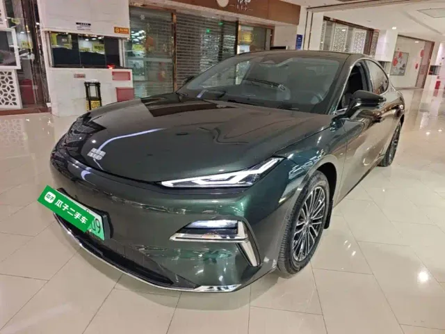 Фотография автомобиля — Geely Galaxy Xingyao 8