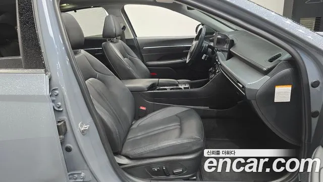Hyundai Sonata — Фото автомобиля 11