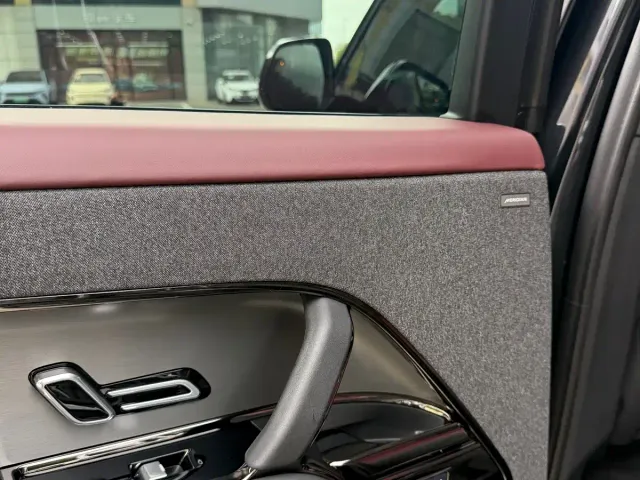 Land Rover Range Rover Sport — Фото автомобиля 14