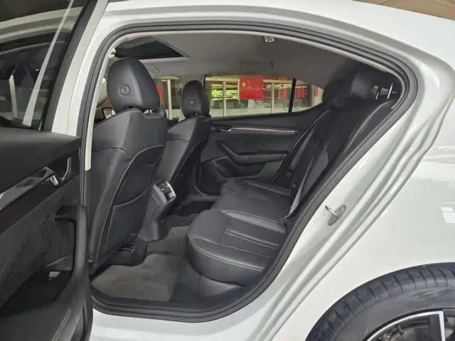Skoda Octavia — Фото автомобиля 9