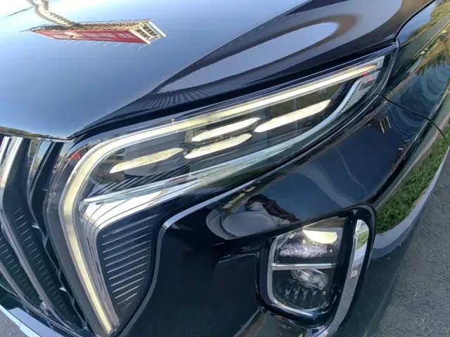Hongqi HS7 PHEV — Фото автомобиля 17