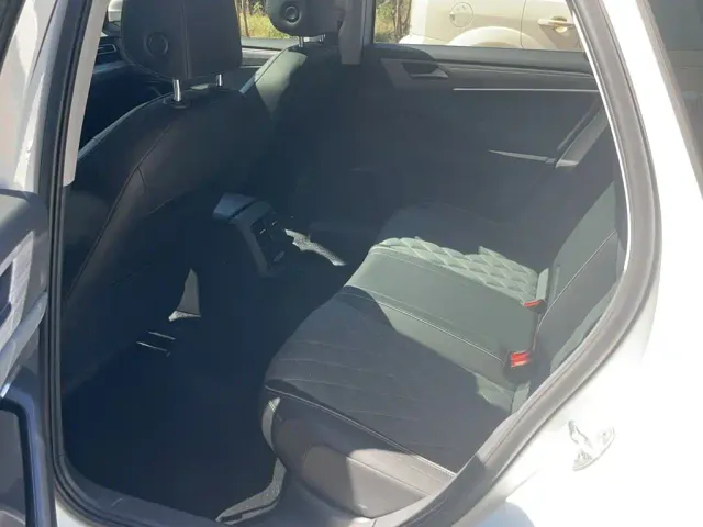 Volkswagen Sagitar — Фото автомобиля 16