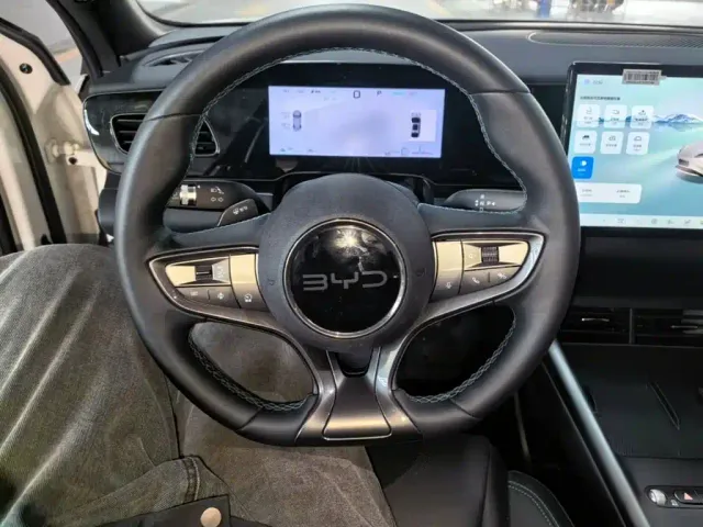 BYD Seal 06 — Фото автомобиля 10