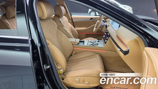 Genesis G80 Бензин 2.5 турбо AWD — Фото автомобиля 25